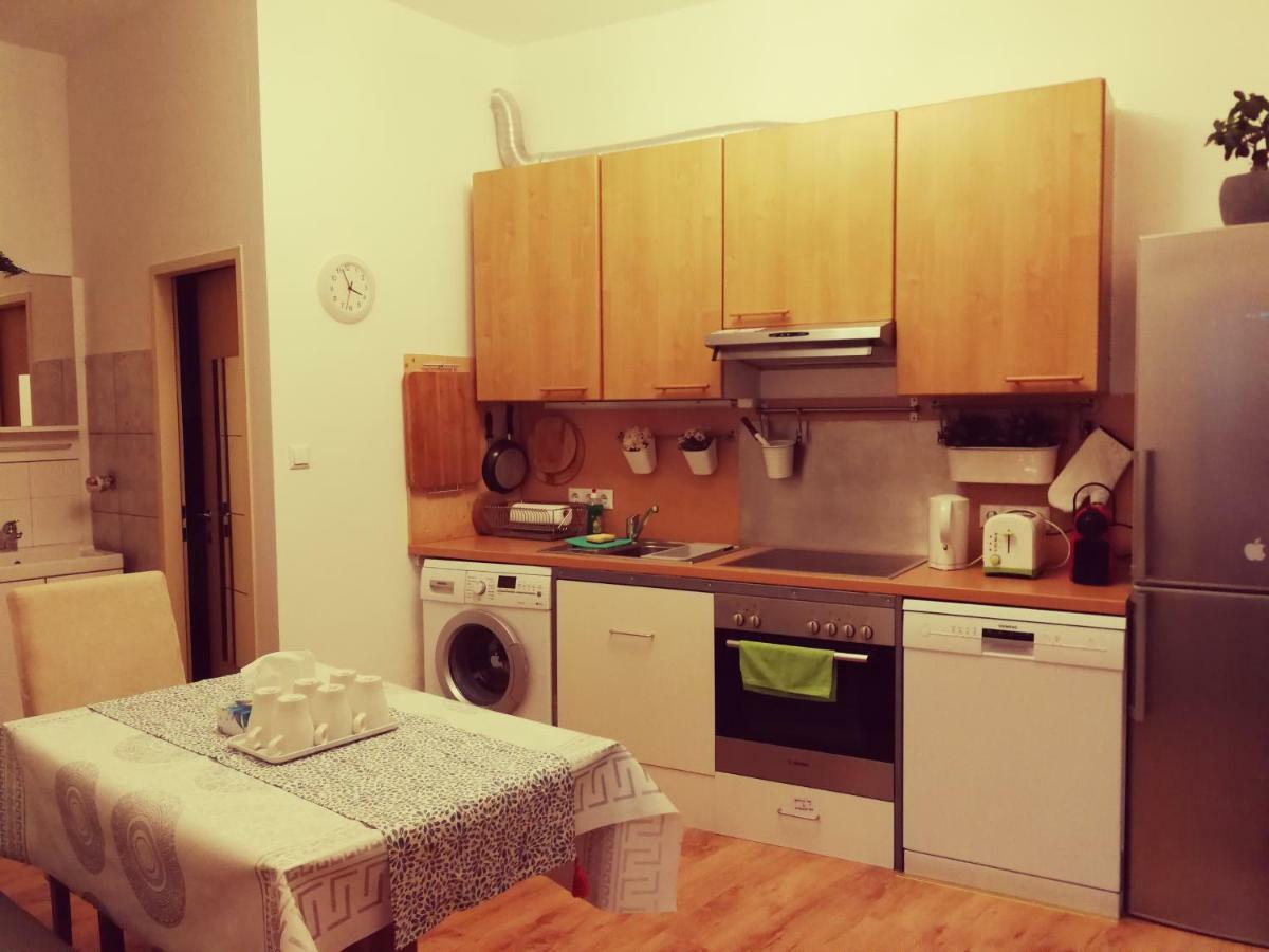 Jungle Apartment Vienna Self Check-In Kültér fotó
